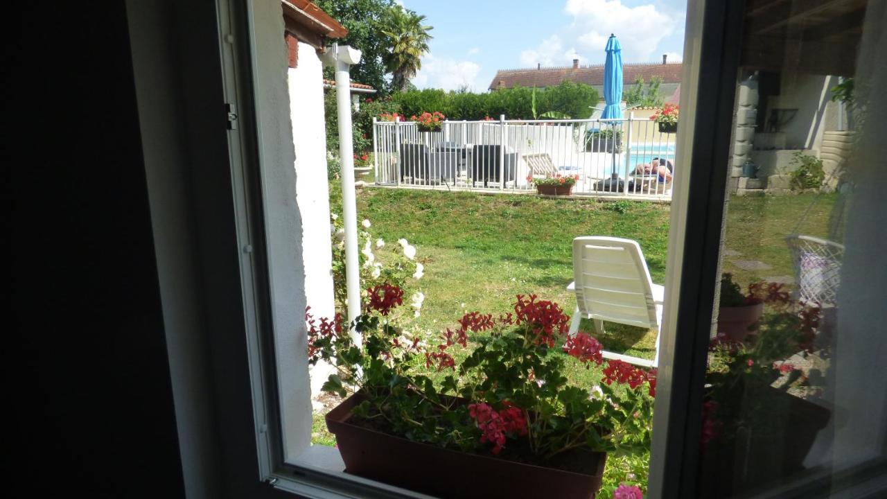 Apartamento Les Deux Riviéres Les Touches-de-Périgny Exterior foto
